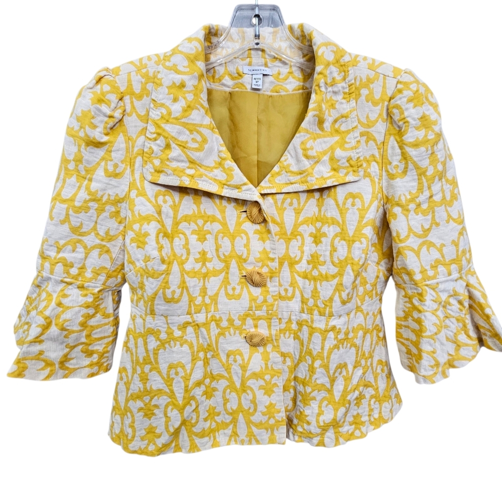 Semantiks Gold/White Floral Damask Collar 3/4 Sleeve Button Front Crop Blazer